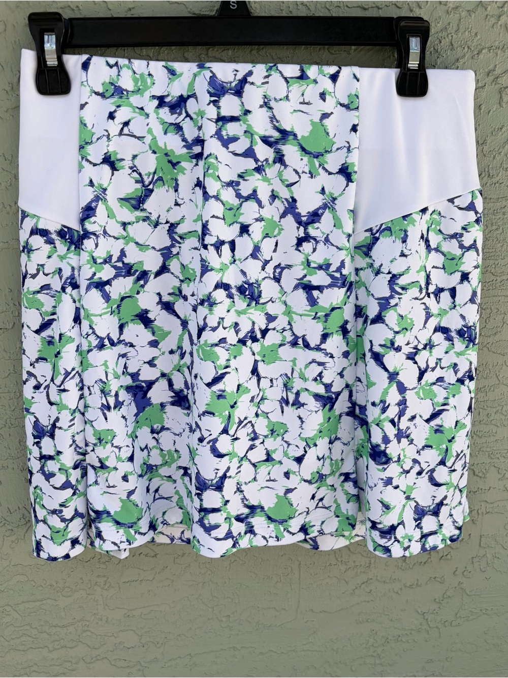 PGA Tour White Skirt with Blue & Green Abstract Print Sz M Skort